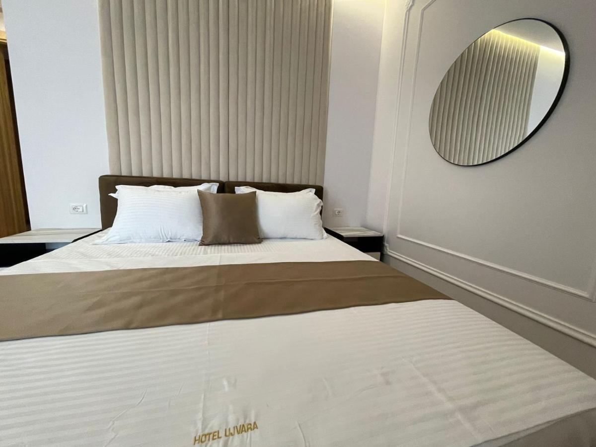 Hotel Ujvara Belsh Luaran gambar
