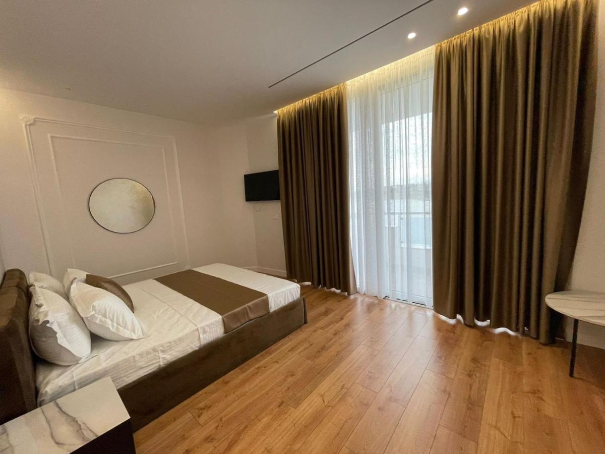 Hotel Ujvara Belsh Luaran gambar