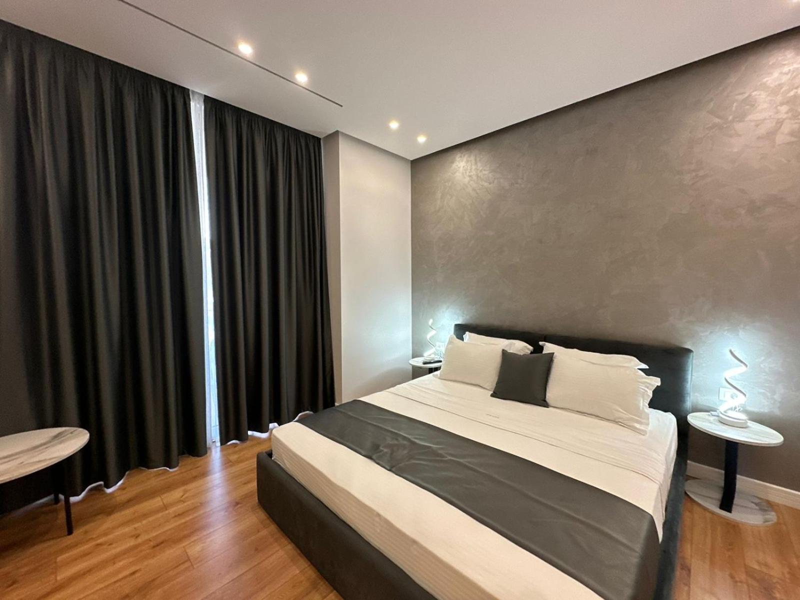 Hotel Ujvara Belsh Luaran gambar