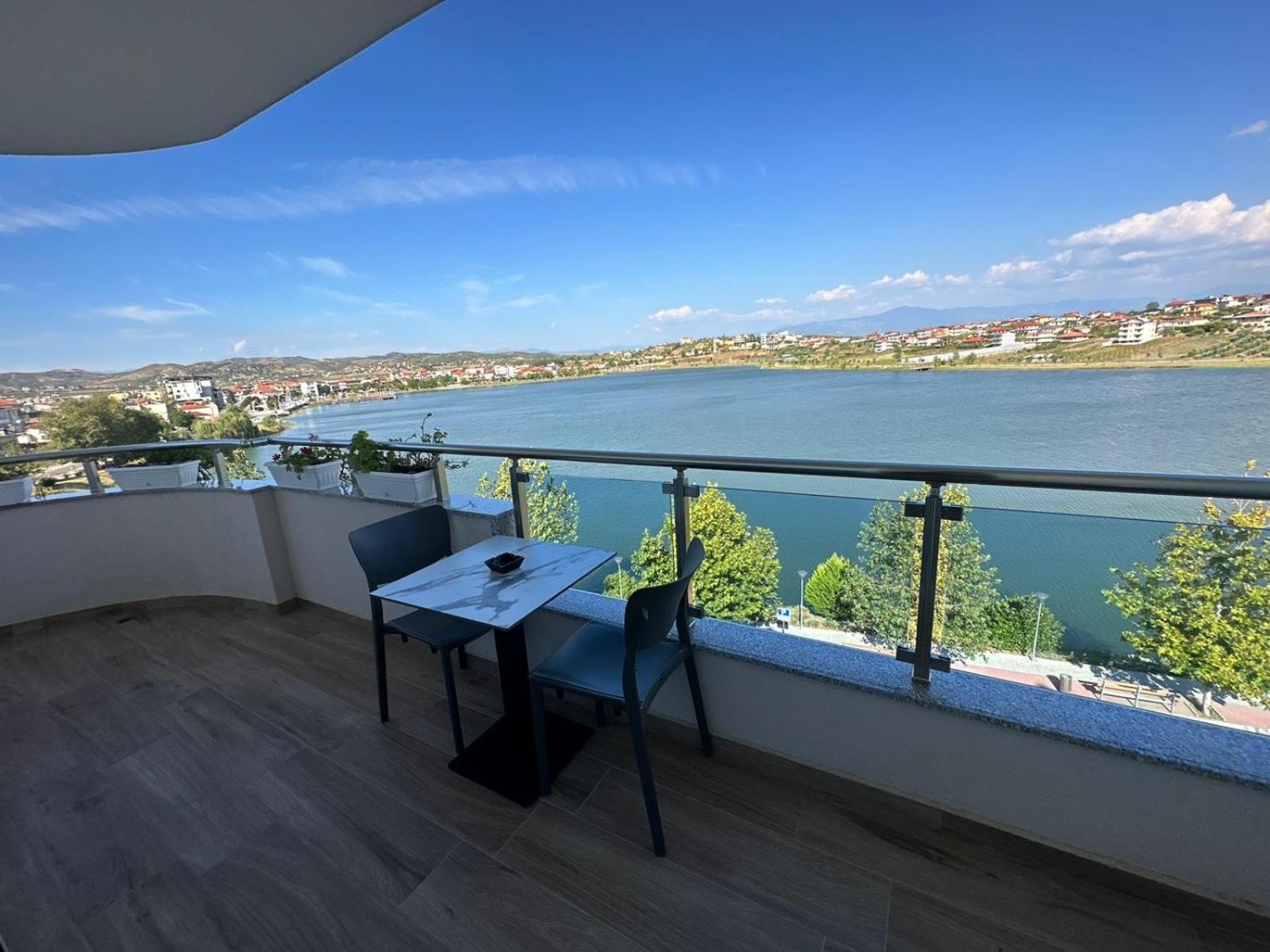 Hotel Ujvara Belsh Luaran gambar